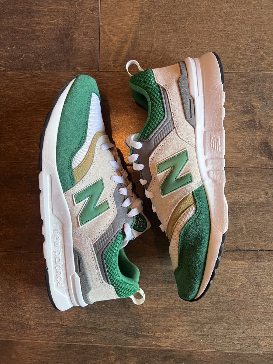 New Balance New Balance 997H ‘Celtic Football Club’ Size US 10.5 / EU 43-44 - 5 Thumbnail