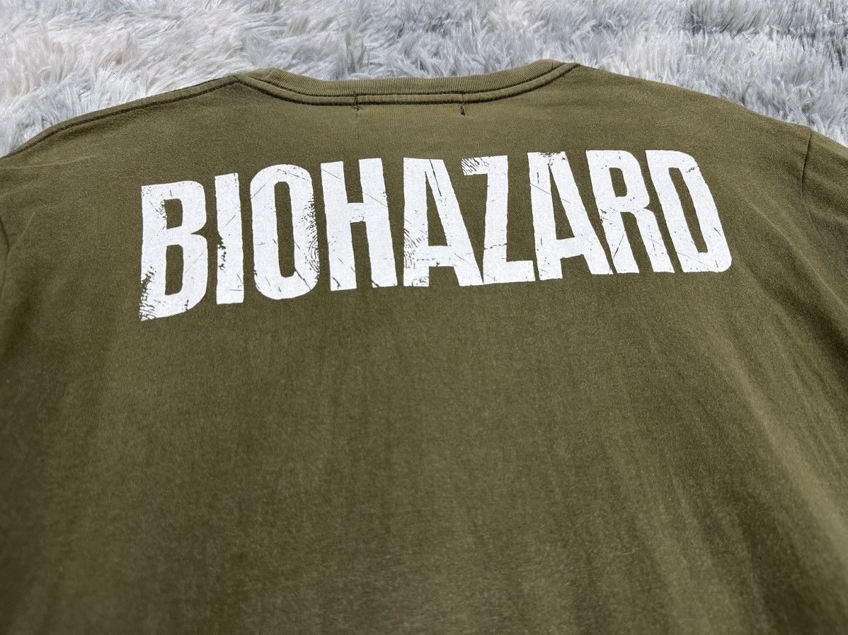 Vintage 🔥Vintage Biohazard Shirt Umbrella Corporation Capcom Size US L / EU 52-54 / 3 - 5 Thumbnail