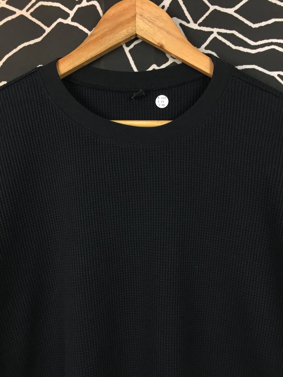 Uniqlo Uniqlo Waffle knit Crew Neck Long Sleeve Tee Size XL Size US XL / EU 56 / 4 - 3 Thumbnail