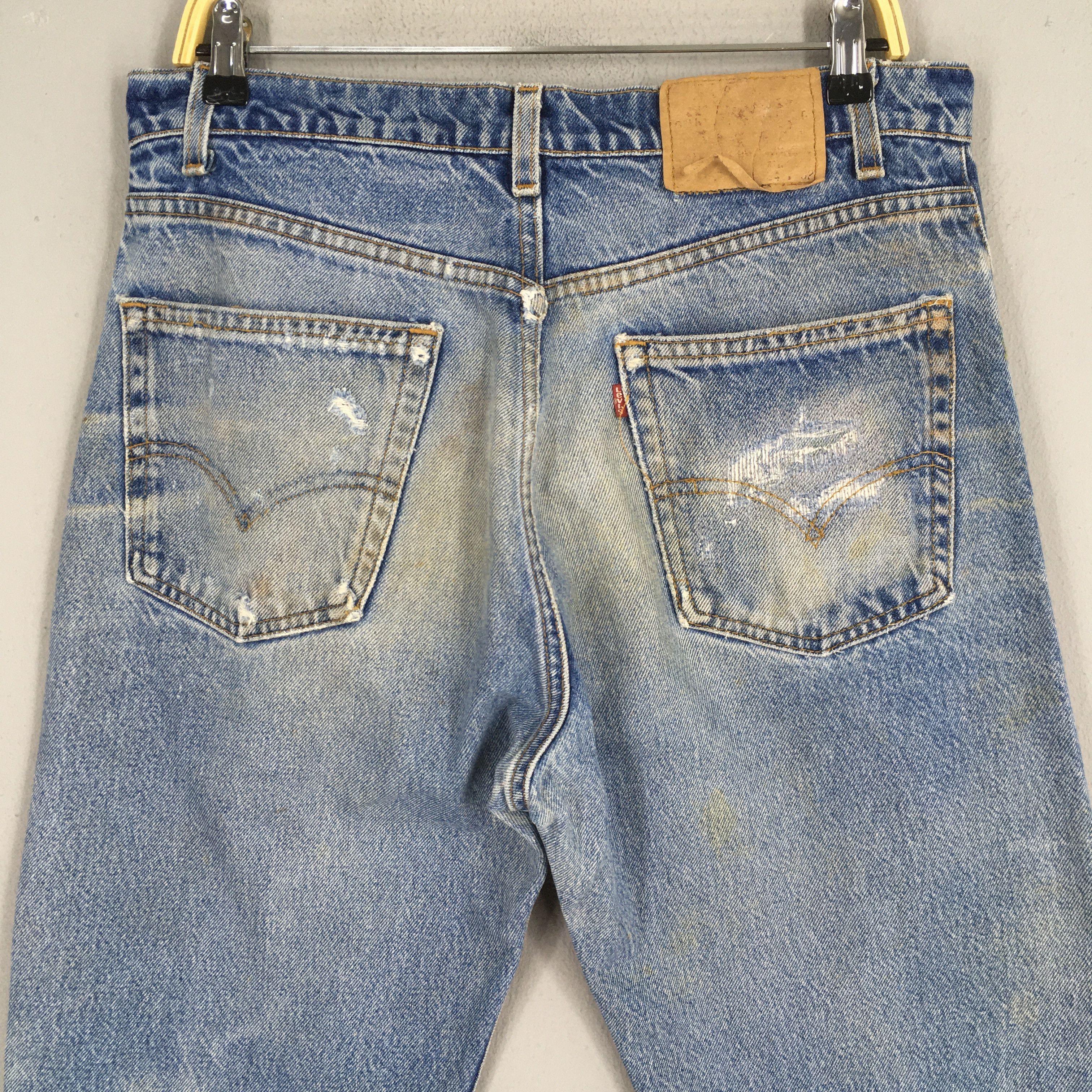 Levi's Size 32x31 Vintage 90s Levi's 505 Light Wash Jeans S397 Size US 32 / EU 48 - 8 Thumbnail