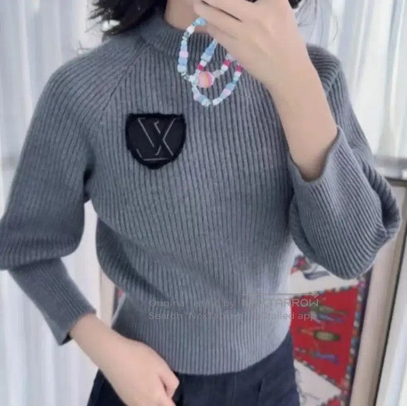 Louis Vuitton Louis Vuitton Women's Dark Gray Wool Sweater . Size S / US 4 / IT 40 - 9 Thumbnail