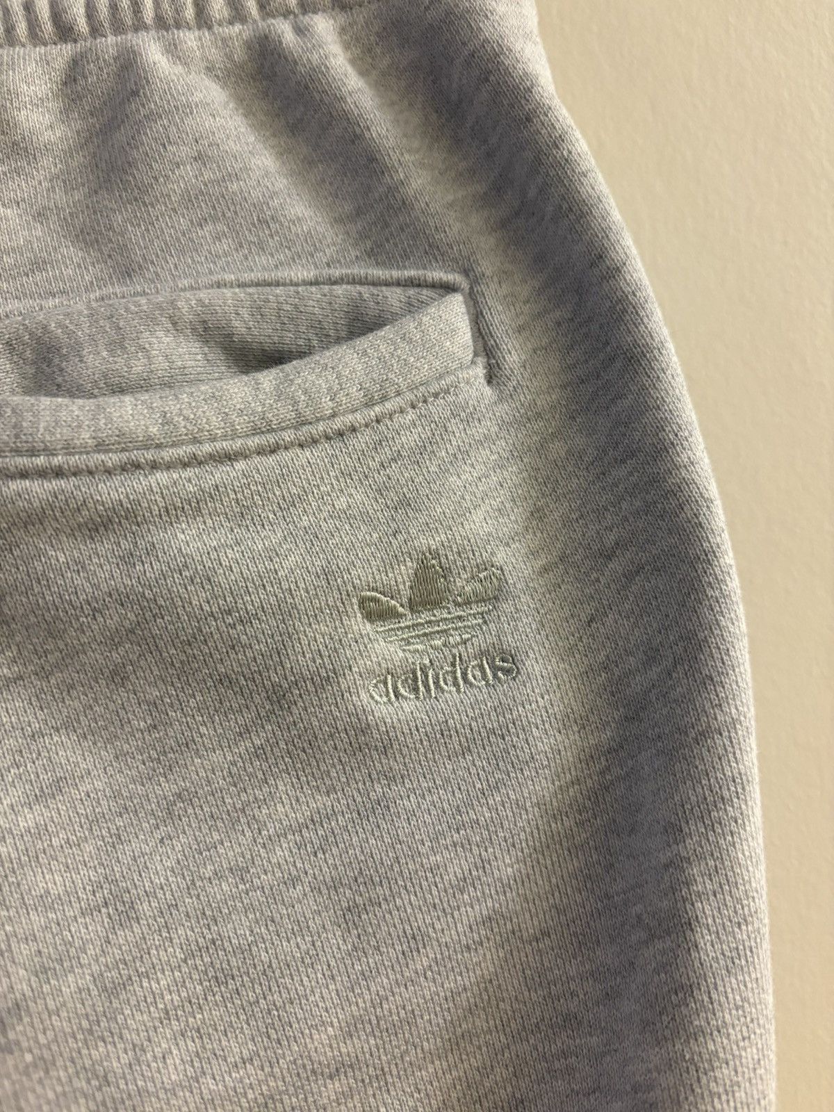 Adidas × Pharrell Adidas x Humanrace Sweatpants Size US 26 / EU 42 - 7 Thumbnail