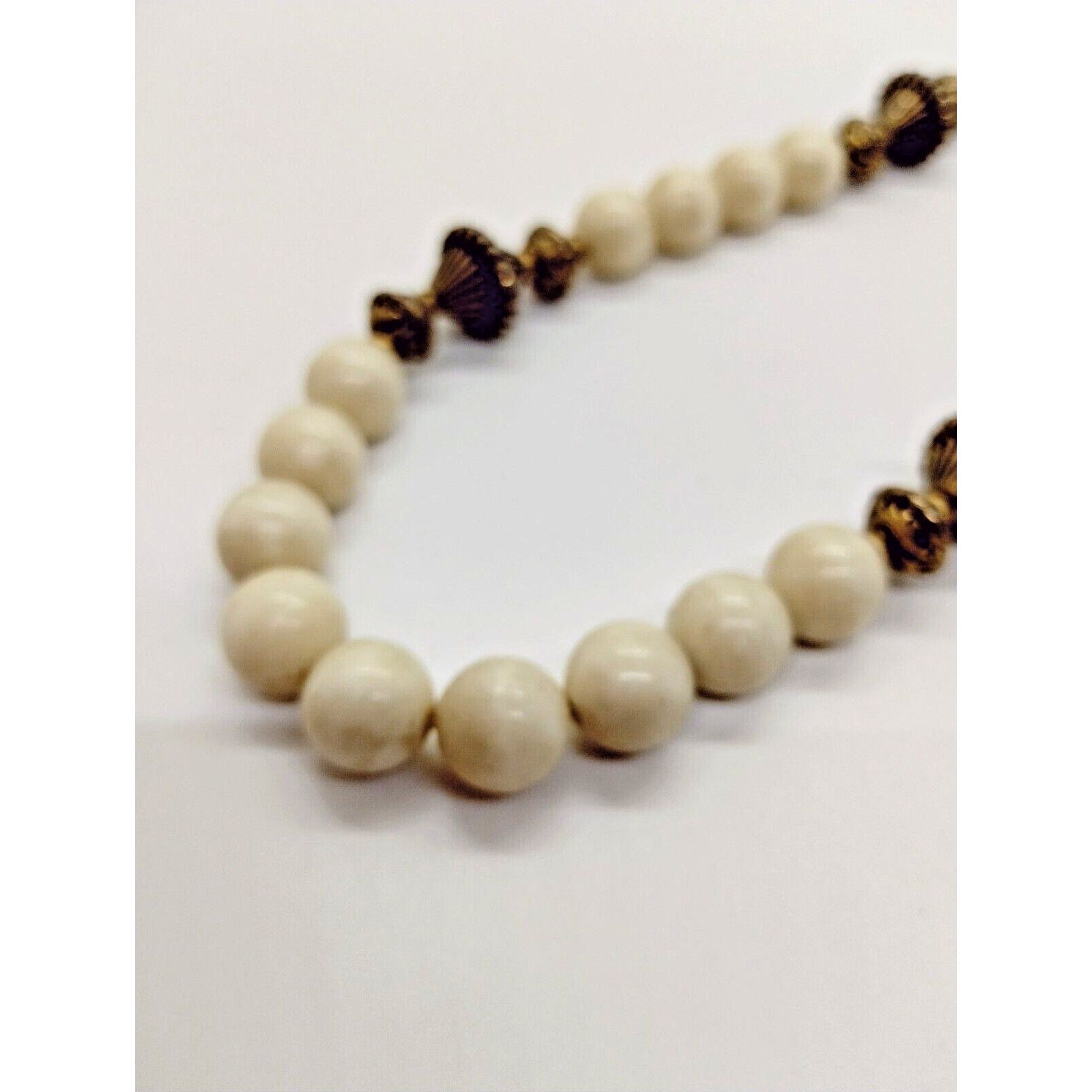 Vintage Antique Silver Tone White Beaded Necklace - Vintage 30" Size ONE SIZE - 3 Thumbnail