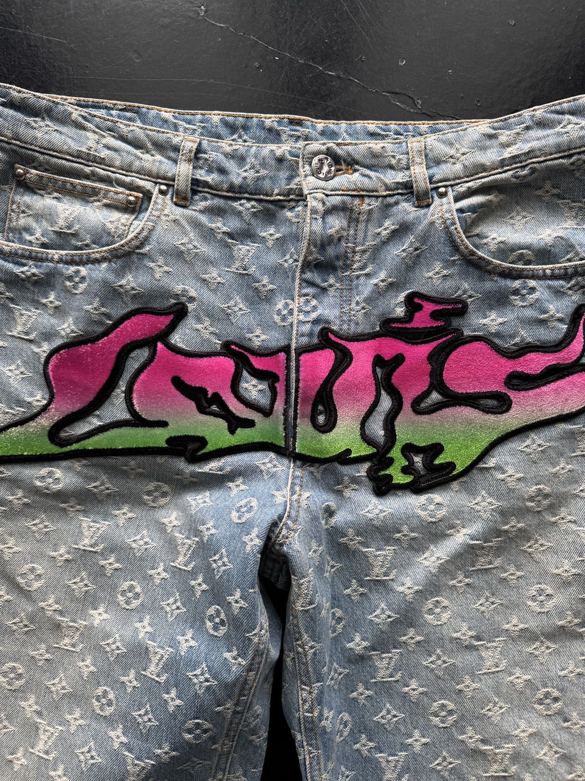 Louis Vuitton Louis Vuitton Graffiti Denim Size US 33 - 3 Thumbnail
