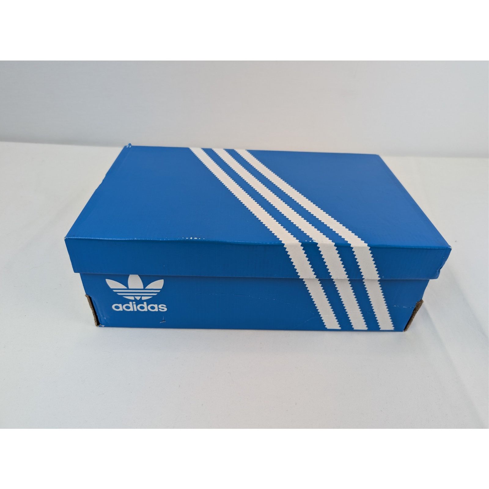 Adidas o1rshd1 Samba OG Sneaker in Footwear White / Preloved Ruby Size US 8.5 / EU 41-42 - 20 Thumbnail