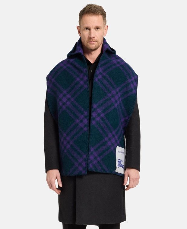 Burberry Hooded scarf Size ONE SIZE - 1 Thumbnail