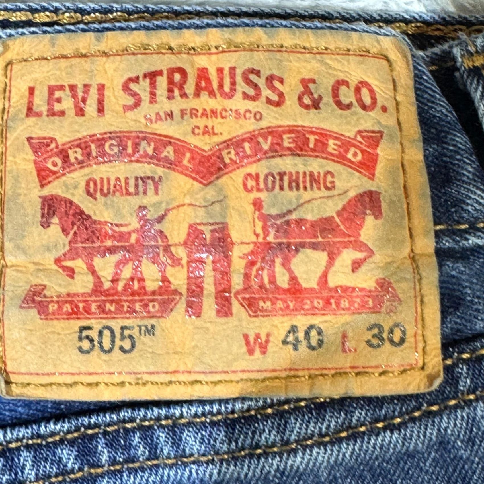 Levi's Levis 505 Jeans Mens 40x30 Blue Medium Wash Straight Leg Denim Cotton Regular 5-Pocket USA Logo Vintage: No Mens Size US 40 / EU 56 - 3 Thumbnail