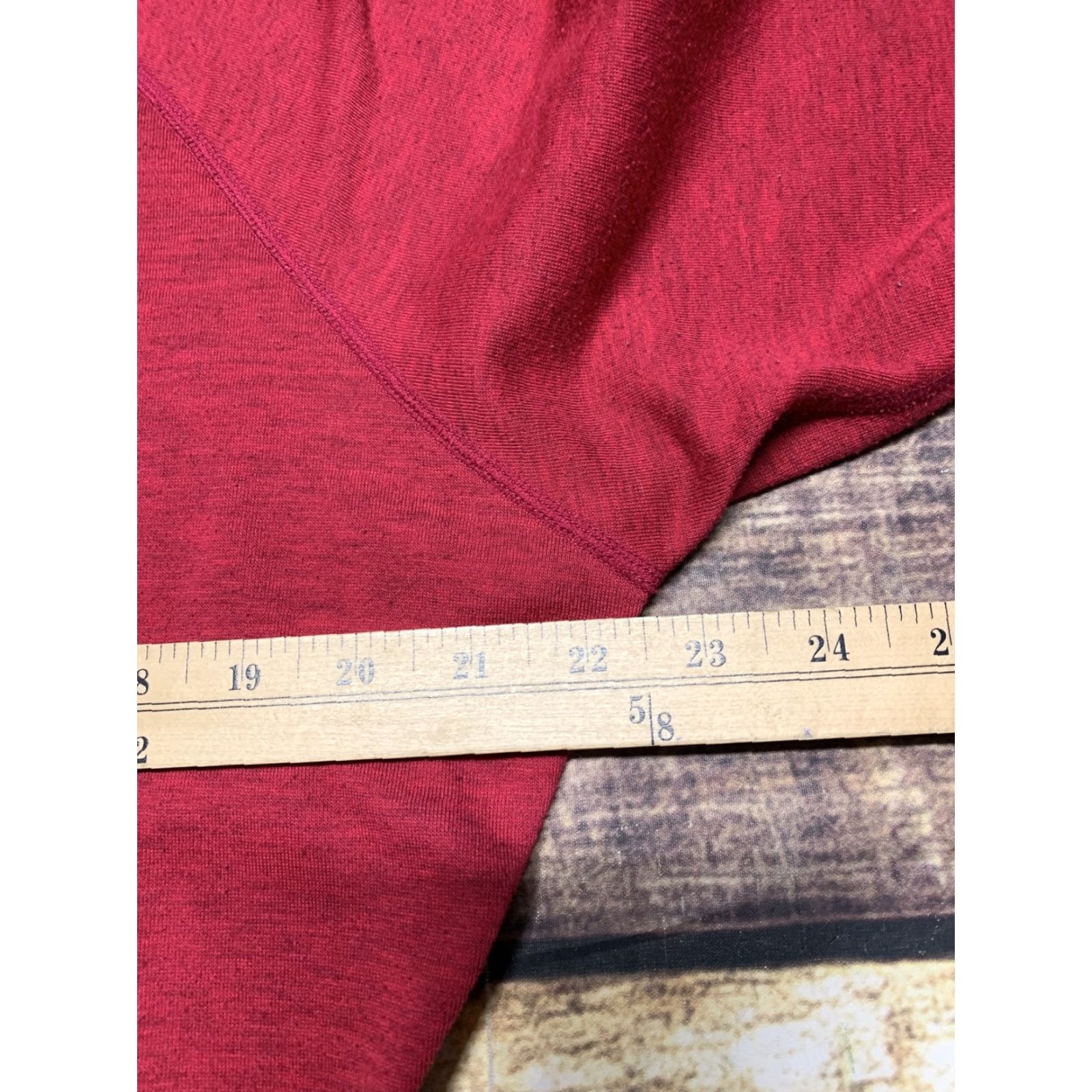 Nike Nike Dri-Fit Sweatshirt Women's Red Size Small Adult Women Nike Dri-Fit Sweatshirt Red Small Women Size S / US 4 / IT 40 - 5 Thumbnail