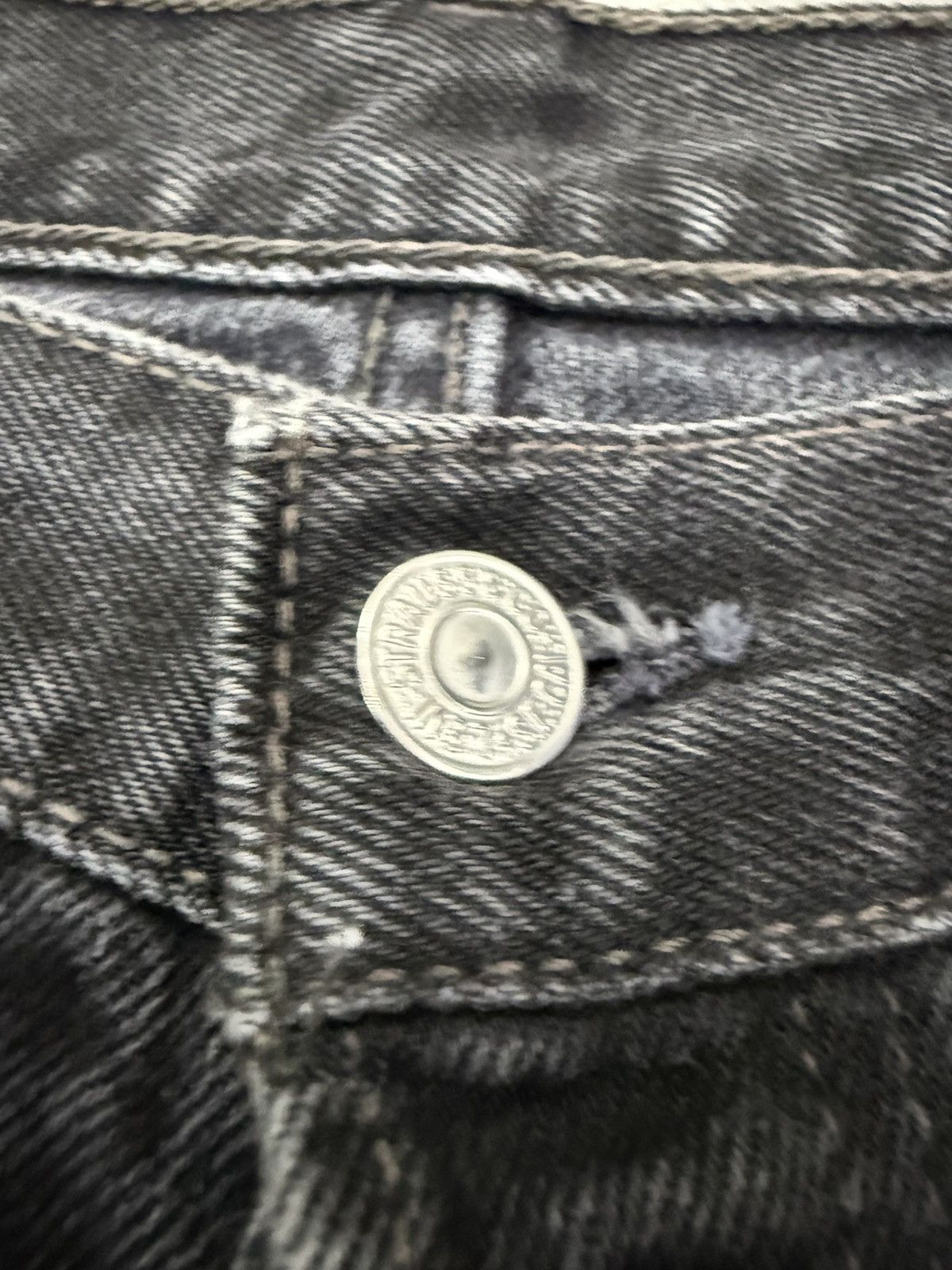 Levi's Vintage Clothing 90’s LEVIS 501 RARE SALVAGE VINTAGE STREETWEAR DENIM PANTS Size US 32 / EU 48 - 10 Thumbnail