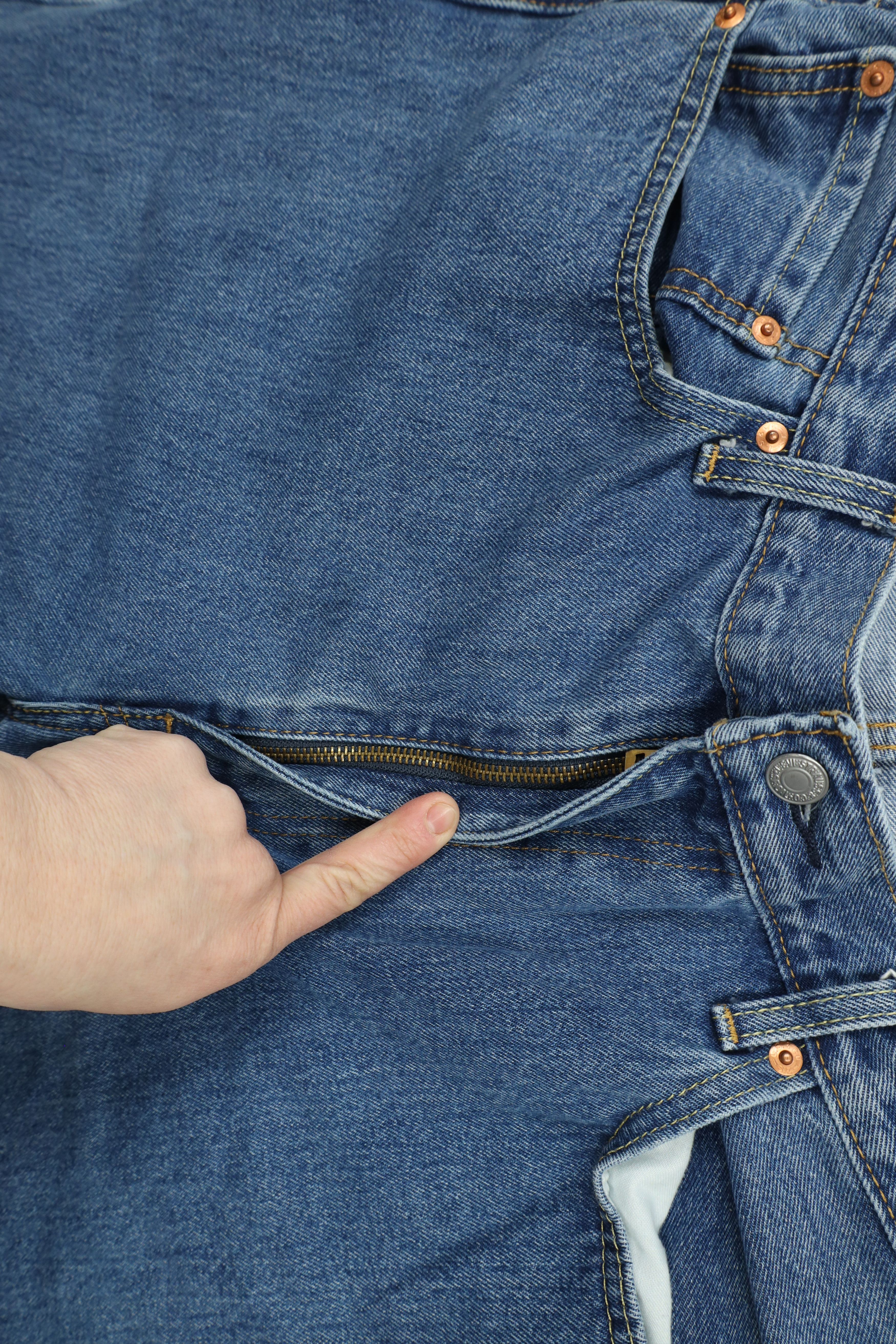 Levi's × Vintage Vintage Y2K Levis 550 Relaxed Tapered Leg Denim Jeans Blue Size US 40 / EU 56 - 7 Thumbnail