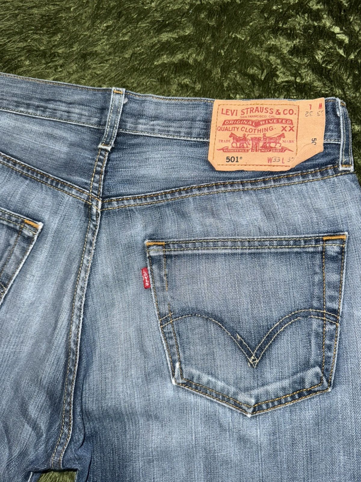 Levi's [W33/L32] Levi’s 501 Eu Release Cut-Off Vintage Wash Denim Size US 33 - 10 Thumbnail
