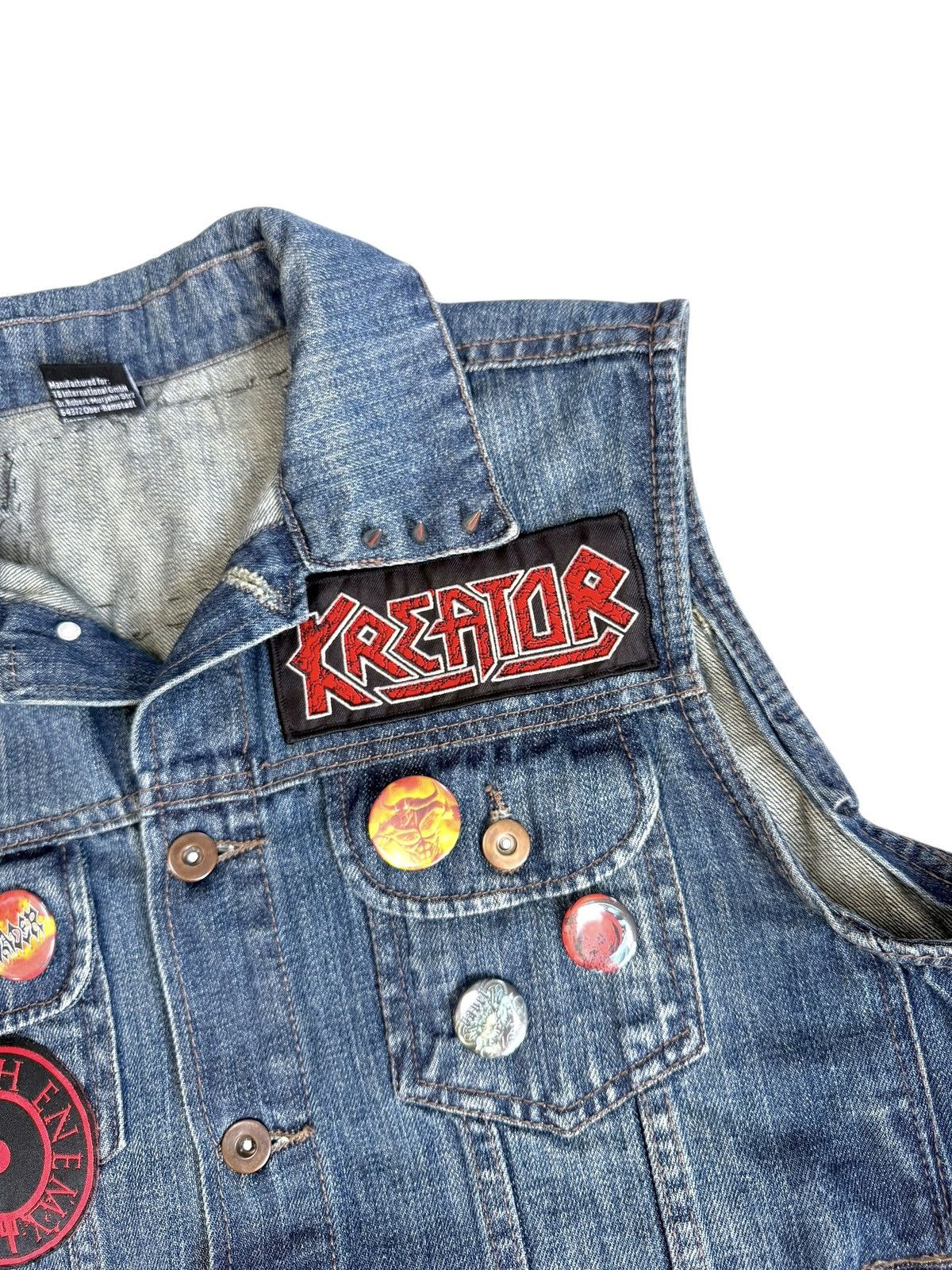 Band Tees Vintage Denim Patched Vest Rock Trash Battle jacket punk Size US M / EU 48-50 / 2 - 5 Thumbnail