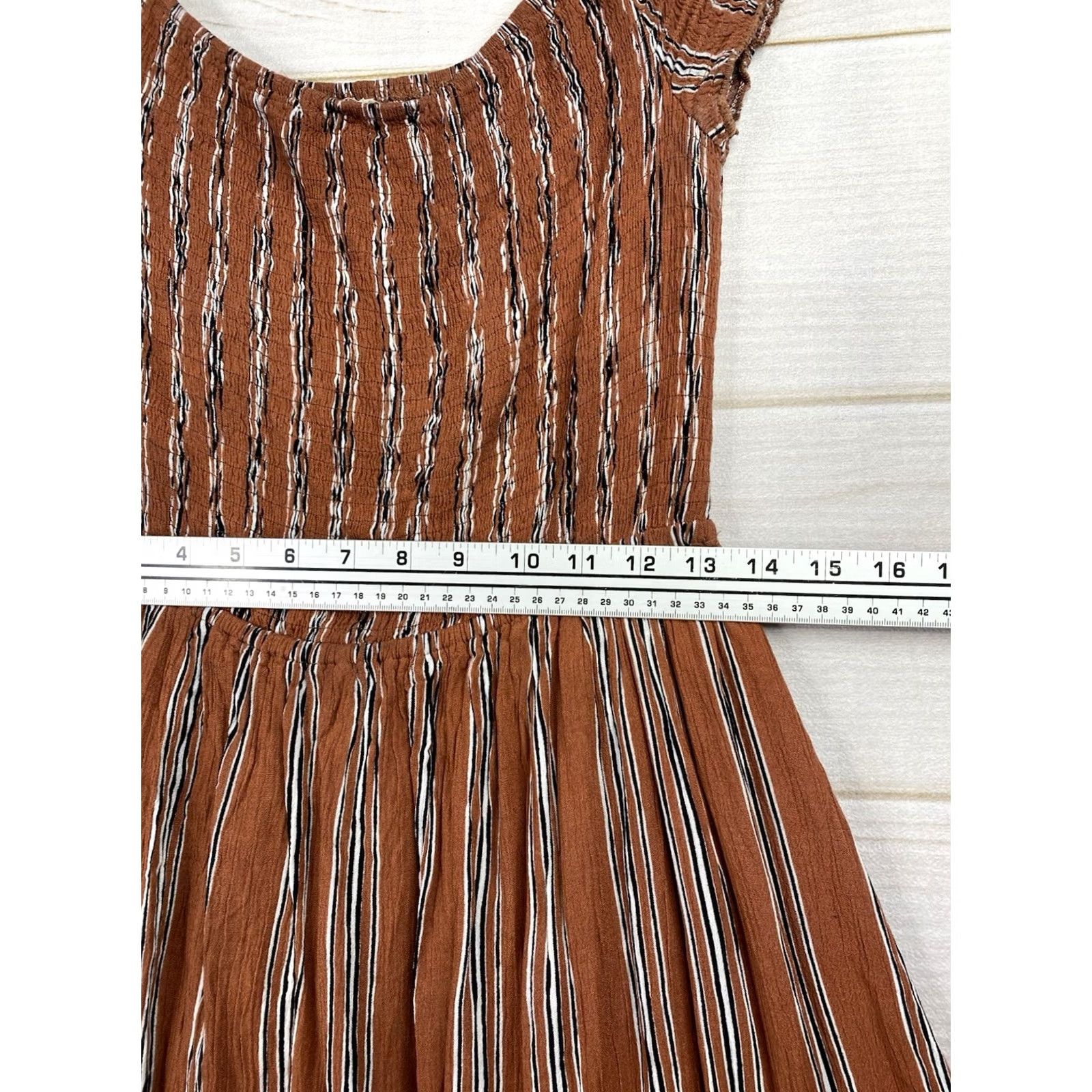 Vintage Hem & Thread Dress M Boho Chic Whimsy Festival Flowy On Off Shoulder Smocked Dress Size M / US 6-8 / IT 42-44 - 7 Thumbnail