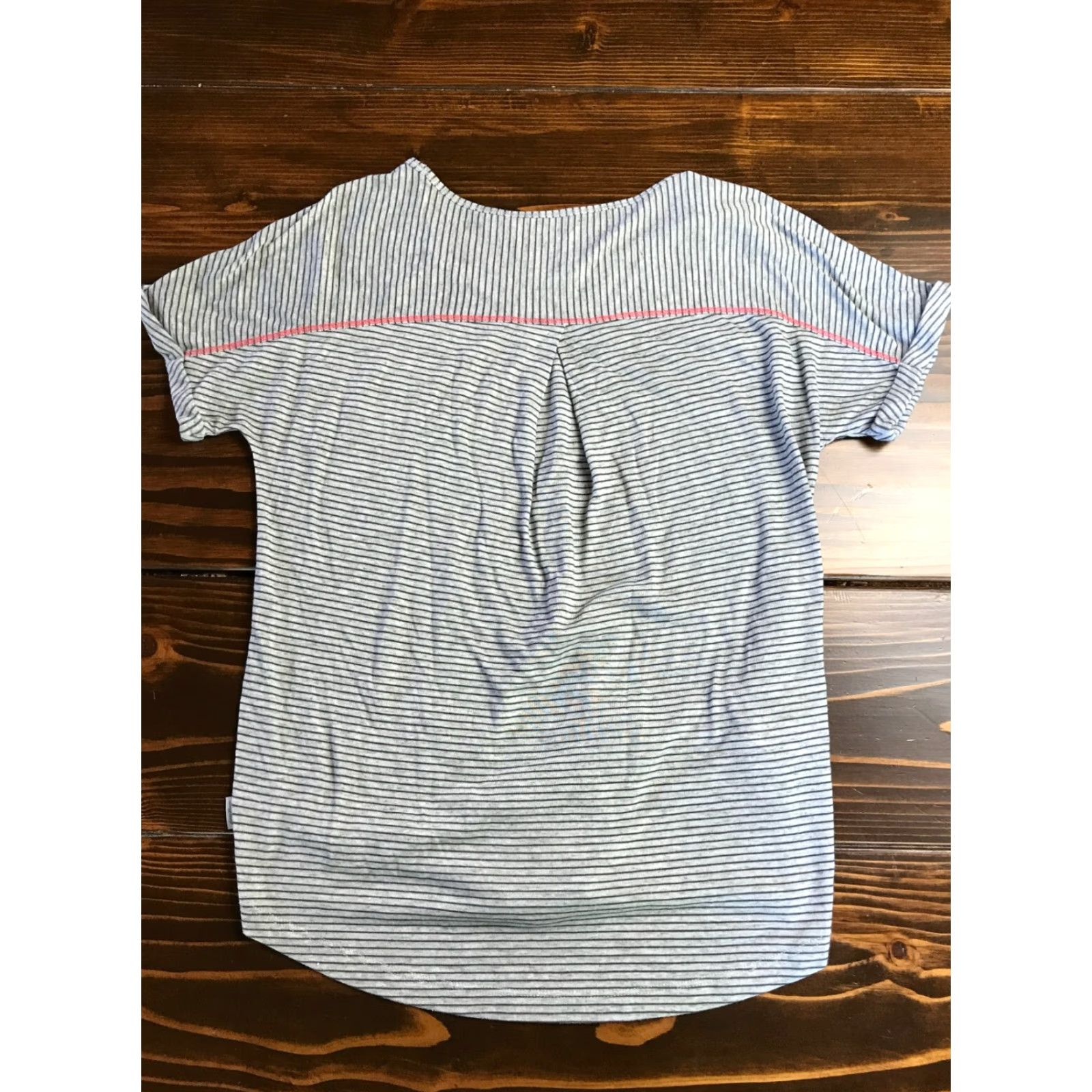 Eddie Bauer Eddie Bauer Shirt Women’s Size Small Gray Striped Cuffed Short Sleeve T-Shirt Regular Womens Size S / US 4 / IT 40 - 2 Thumbnail