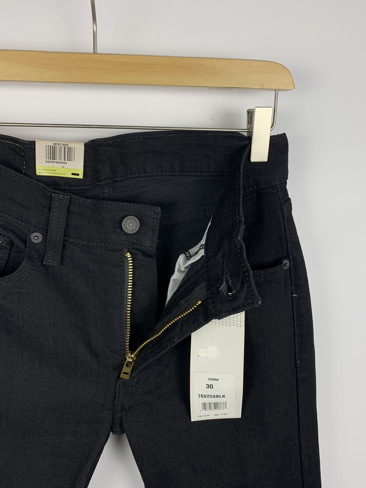 Levi's NWT Men’s Levi’s 519 Extreme Skinny Hi-Ball Black Jeans W30 Size US 30 / EU 46 - 13 Thumbnail