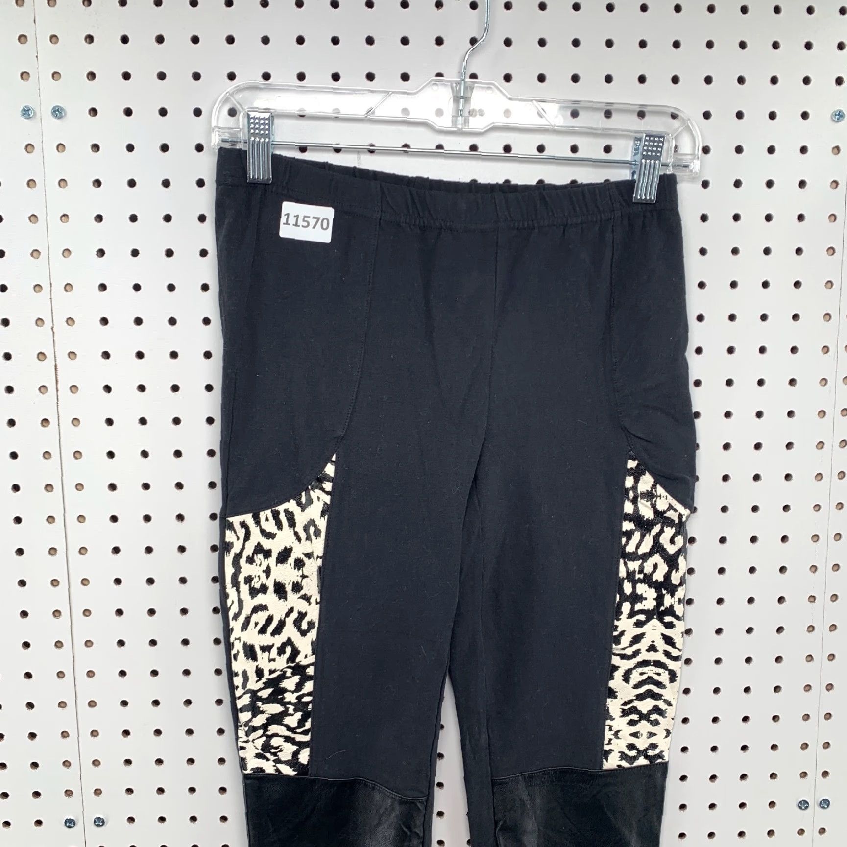 MINKPINK MINKPINK Pants Medium Womens Athletic Yoga Leggings Black Leopard Stretch Size 32" / US 10 / IT 46 - 2 Thumbnail