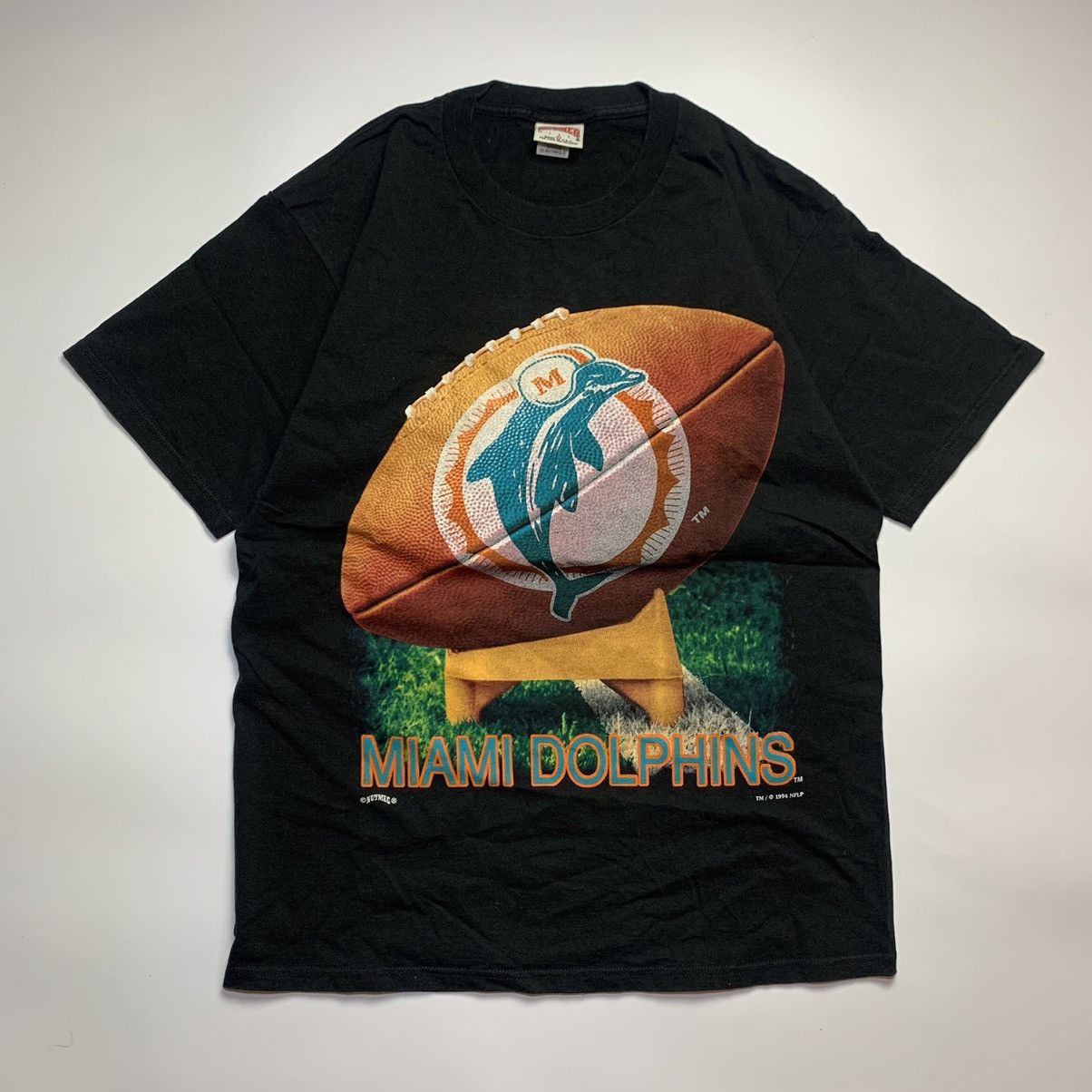 Other Vintage 1994 Miami Dolphins NFL Nutmeg Black T-shirt Size US XL / EU 56 / 4 - 1 Thumbnail