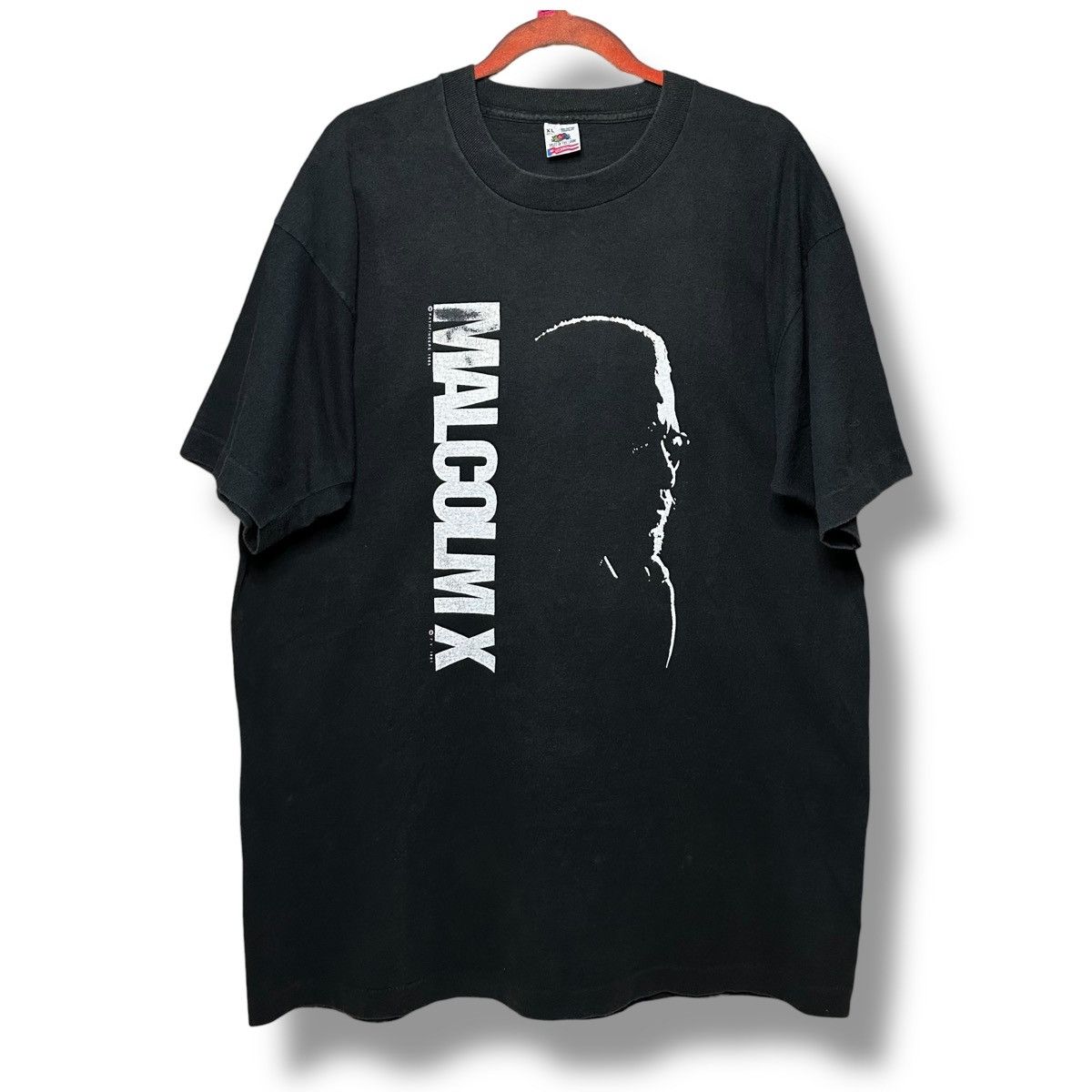 Vintage Vintage 1991 Malcolm X tshirt Size US XL / EU 56 / 4 - 1 Thumbnail
