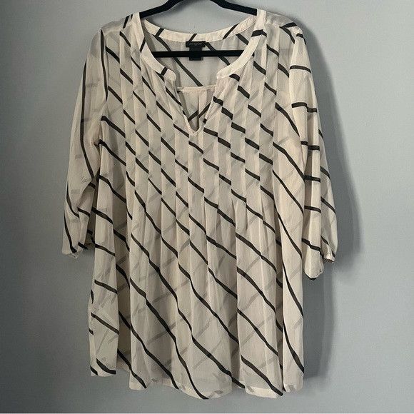 Ann Taylor Ann Taylor sheer tunic blouse in M Size M / US 6-8 / IT 42-44 - 1 Thumbnail