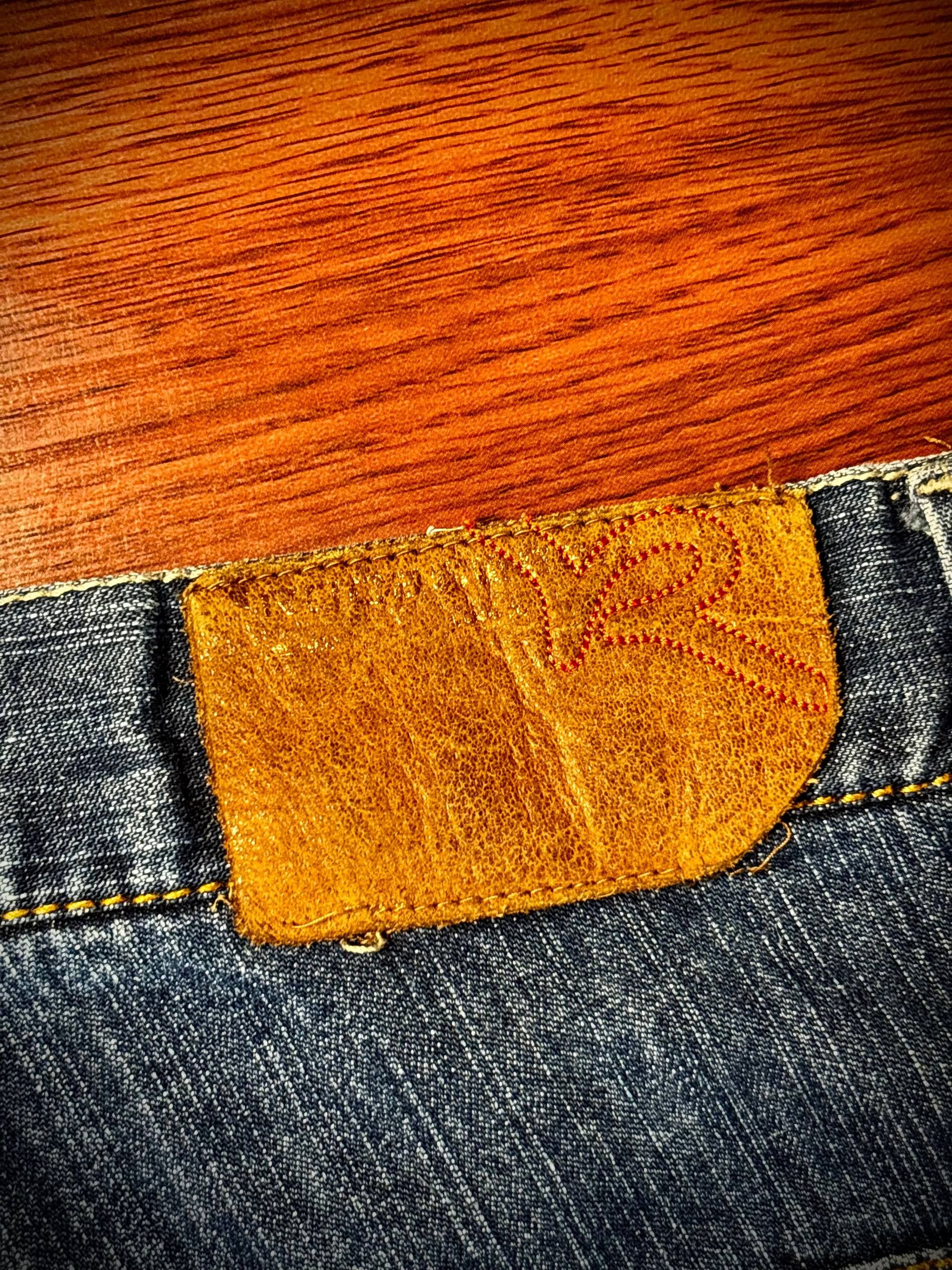 Rocawear Vintage Rocawear Blue Denim Wash Tribal Back hit Logo Jeans Size US 44 / EU 60 - 5 Thumbnail