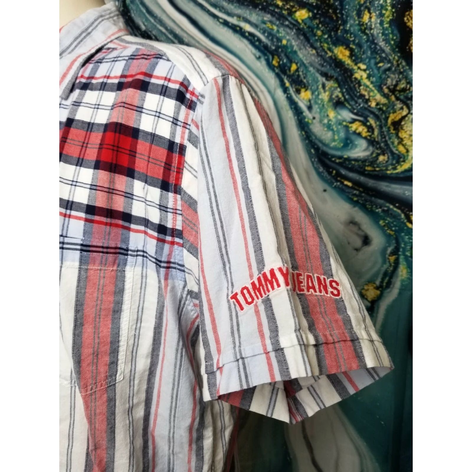 Tommy Hilfiger VINTAGE Tommy Hilfiger Button-Down Shirt Logo Blues Jeans Mens L Size US L / EU 52-54 / 3 - 5 Thumbnail