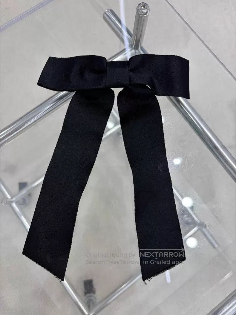Chanel Chanel Long ribbon bow hair clip Size ONE SIZE - 1 Thumbnail