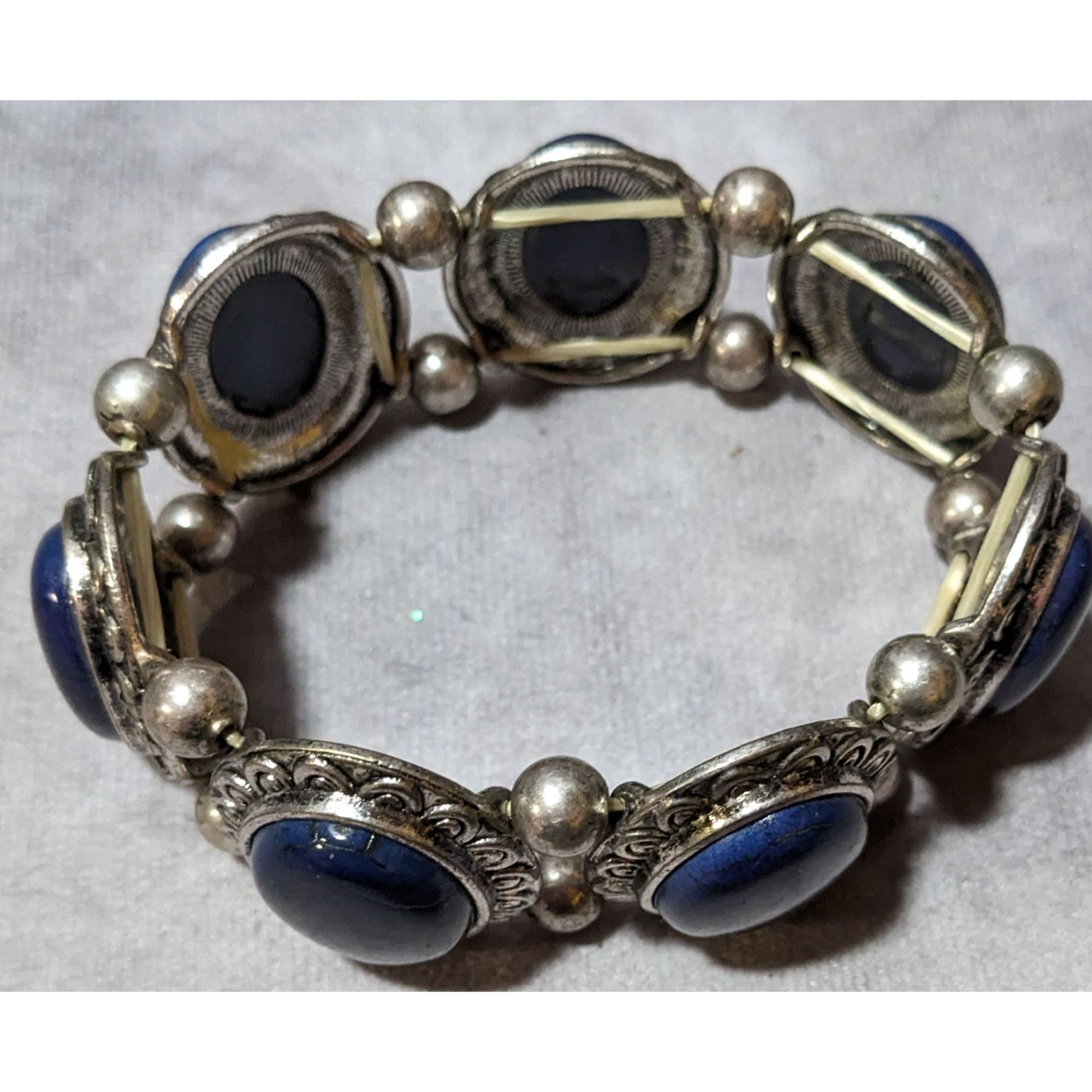 Other Silver Tone And Blue Cabochon Vintage Style Stretch Bracelet Size ONE SIZE - 7 Thumbnail