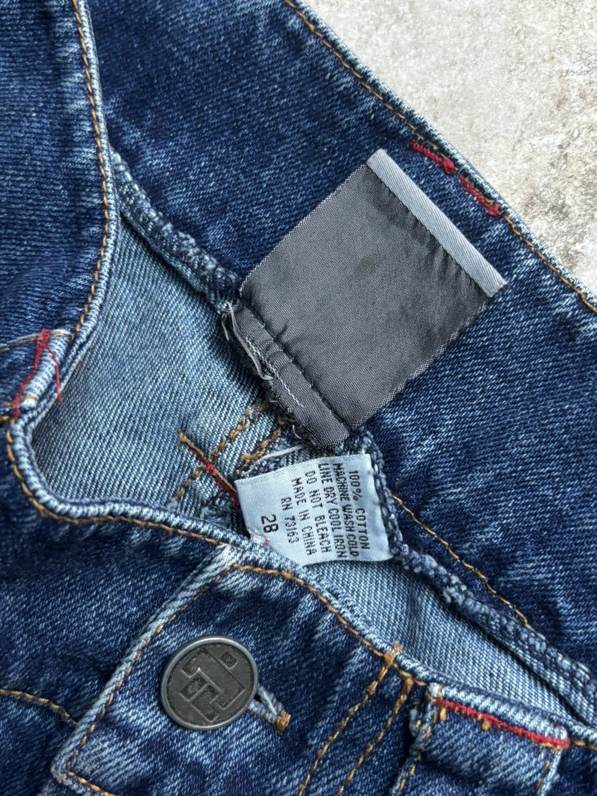 Vintage ILLIG Mega Baggy Jeans Rare Size US 28 / EU 44 - 7 Thumbnail