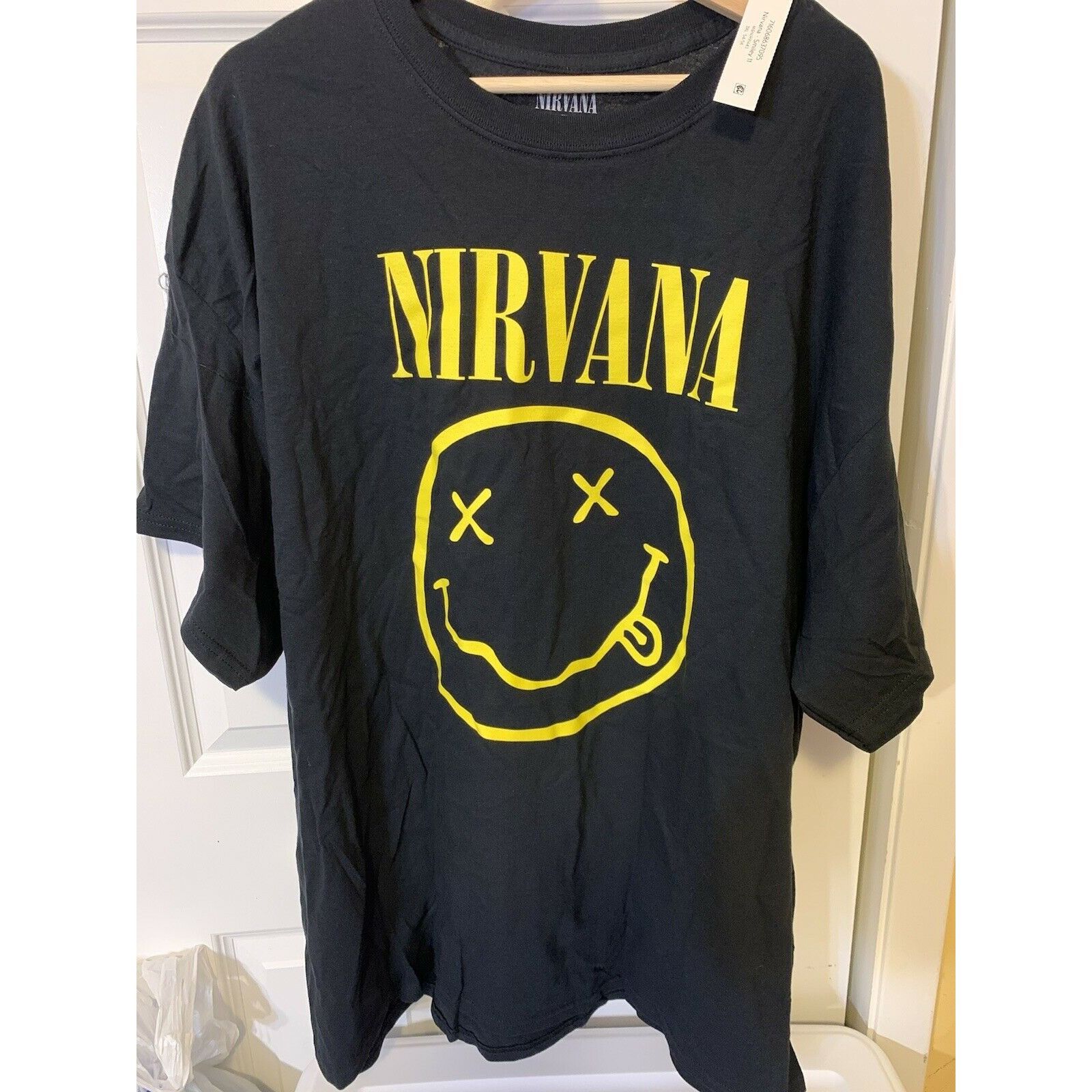 Nirvana New Nirvana Men's Sz 3XL Black Yellow Logo Short Sleeve T-Sh Size US XXL / EU 58 / 5 - 6 Thumbnail
