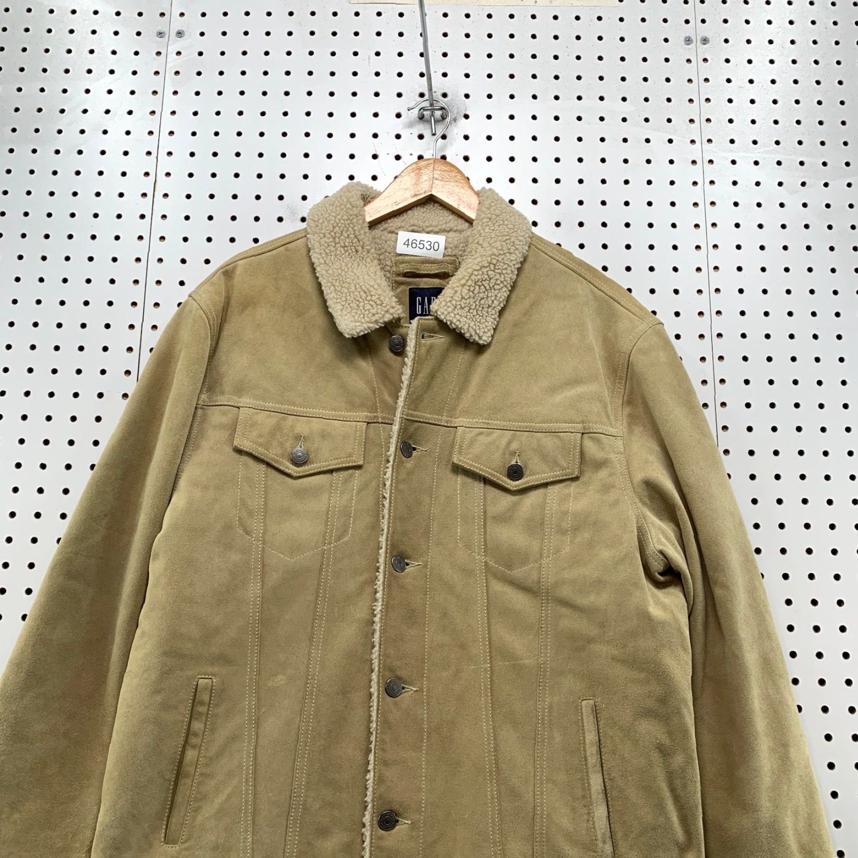 Gap VINTAGE Gap Leather Suede Jacket Mens Large Beige Sherpa Lined Collar Y2K Jacket Mens Large Beige Sherpa Lined Collar Y2K Size US L / EU 52-54 / 3 - 6 Thumbnail
