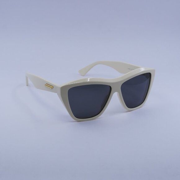 Bottega Veneta Bottega Veneta BV1092S 003 Sunglasses Ivory Cat Eye Frame Size ONE SIZE - 5 Thumbnail