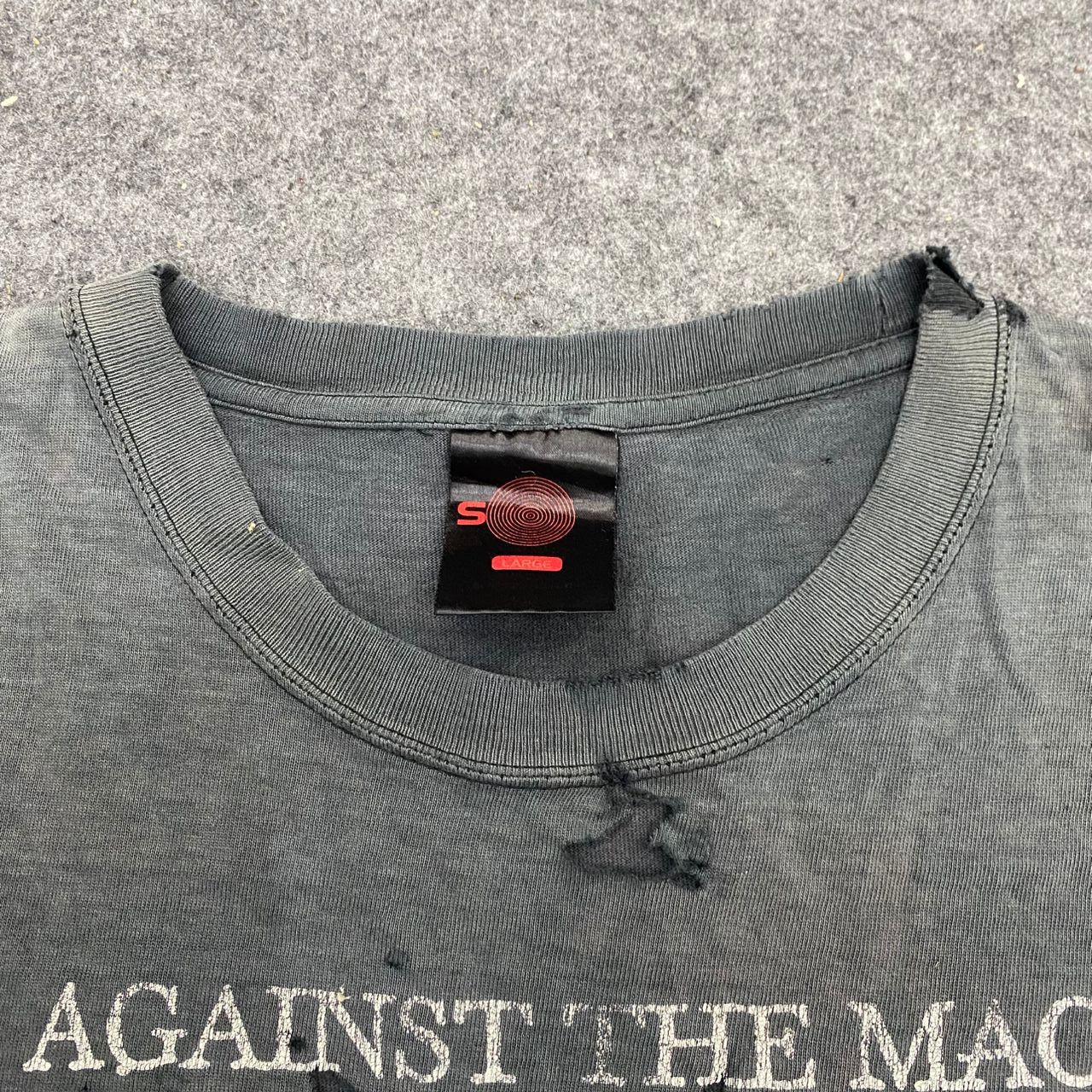 Band Tees 💥Best Offer💥Vintage Rage Against Machine Distressed Tshirt Size US M / EU 48-50 / 2 - 8 Thumbnail