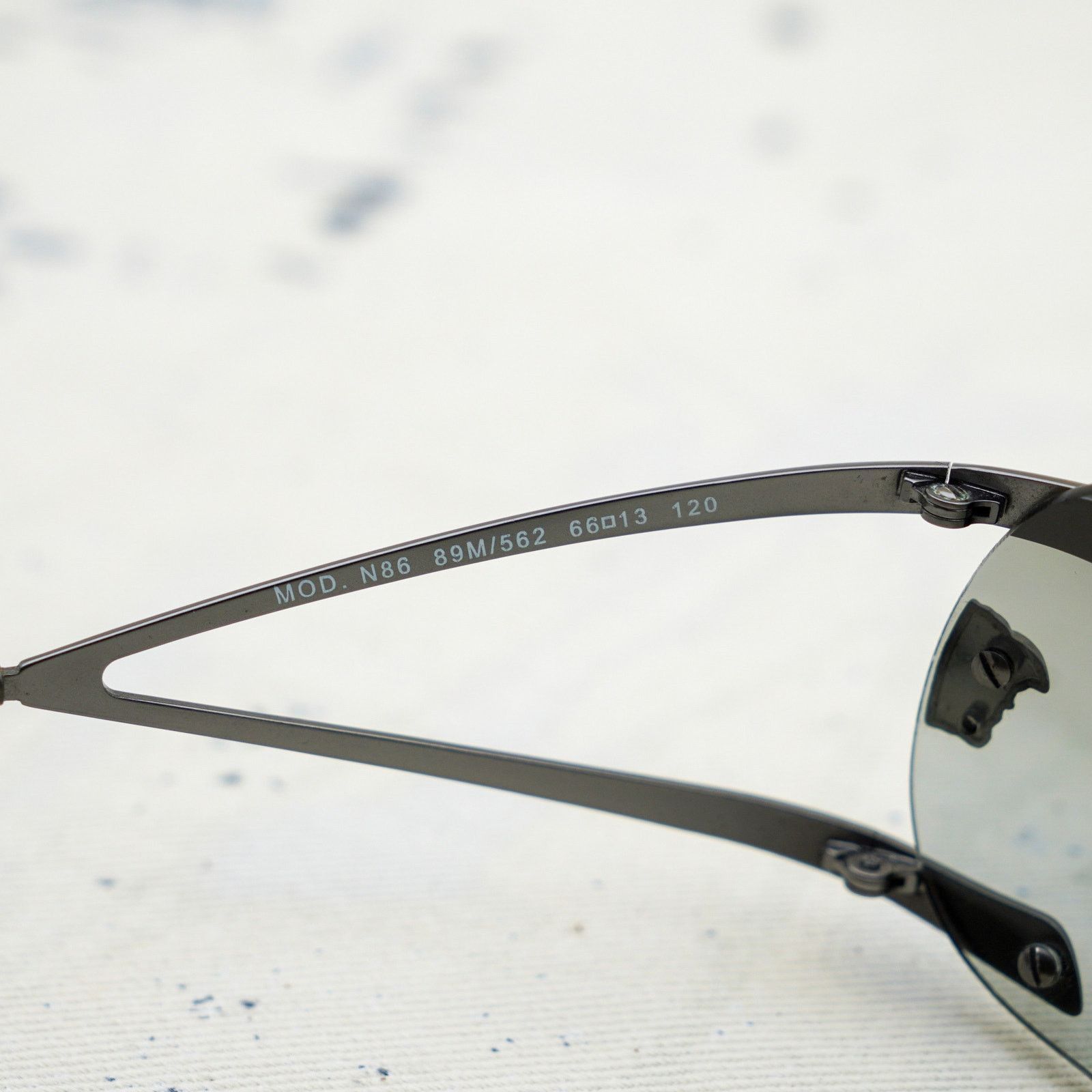 Versace Vintage versace n86 silver cut out medusa logo sunglasses Size ONE SIZE - 6 Thumbnail