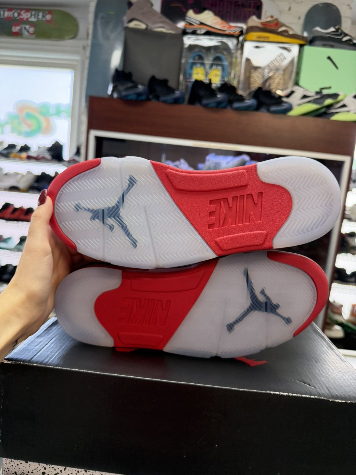 Jordan Brand Jordan 5 Retro ‘Fire Red’ Size US 10 / EU 43 - 3 Thumbnail