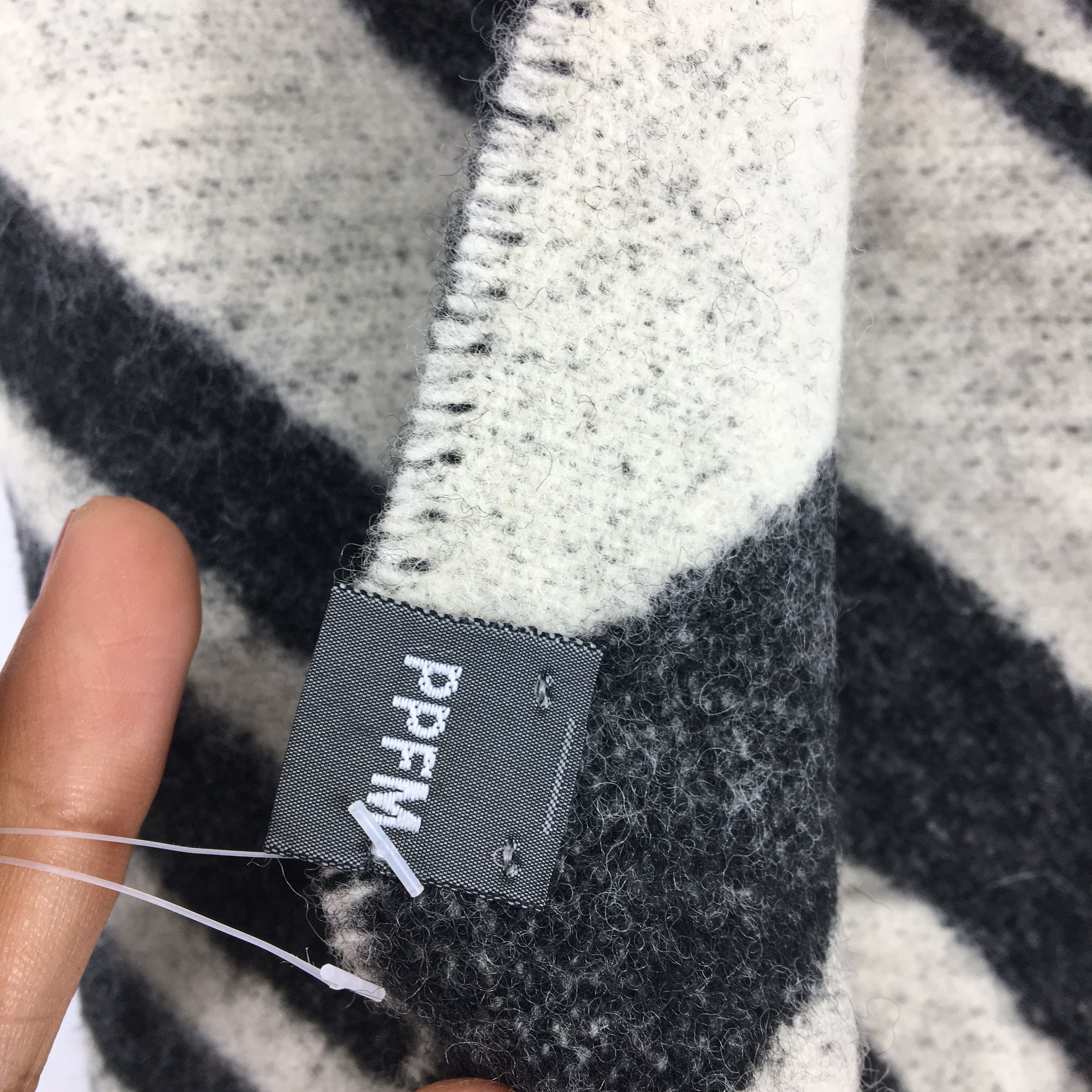 Japanese Brand Vintage PPFM Wool Scarf Muffler Peyton Place for Men Scarves Size ONE SIZE - 5 Thumbnail