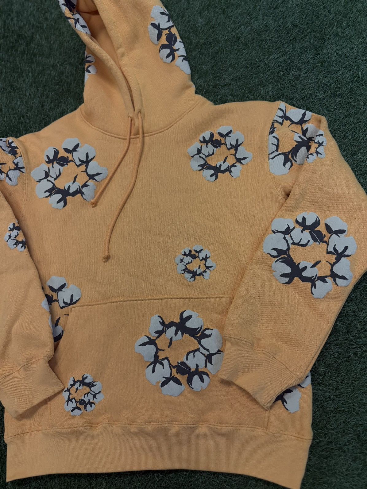 Cactus Plant Flea Market × DENIM TEARS Denim Tears CPFM Yellow Cotton Wreath Hoodie M (NEW) Size US S / EU 44-46 / 1 - 2 Thumbnail