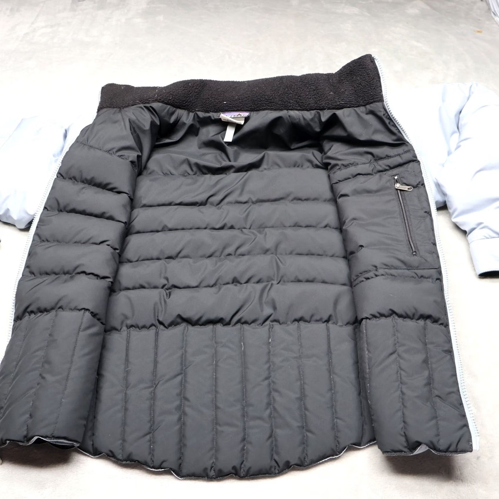 Patagonia Patagonia Down Jacket Womens Medium Blu Insulated Light Winter Quilted Puff READ Size M / US 6-8 / IT 42-44 - 5 Thumbnail