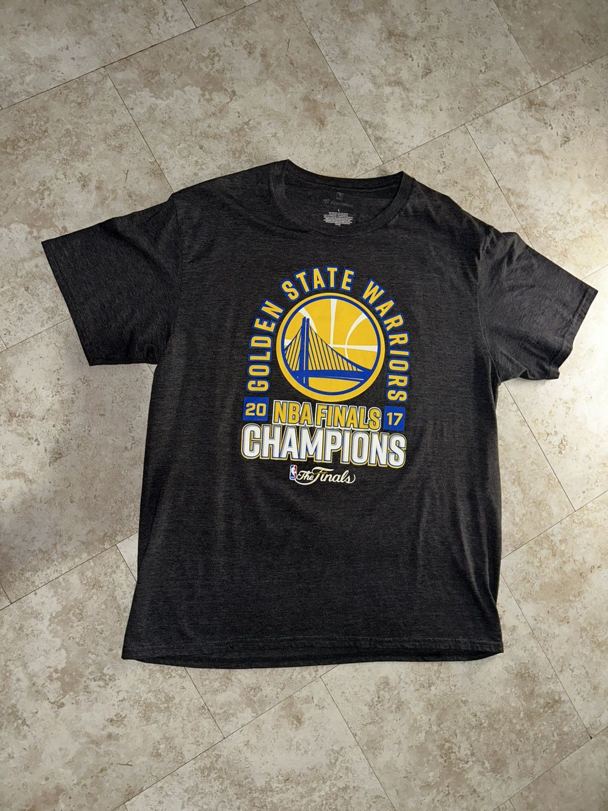 Vintage 2017 Golden State Championship tee Size US L / EU 52-54 / 3 - 1 Thumbnail