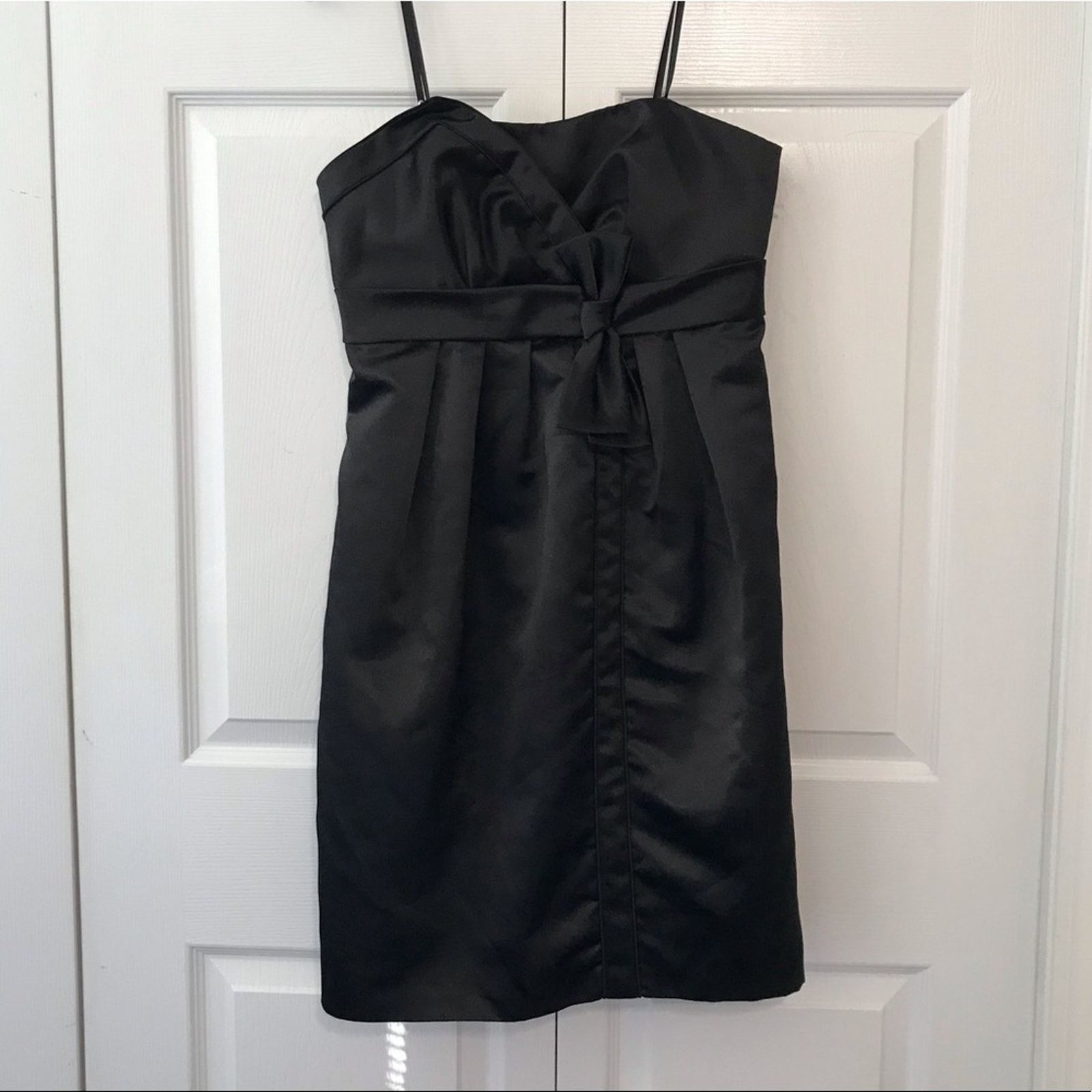 Bcbgmaxazria BCBG Paris black satin cocktail dress Size 10 Size L / US 10 / IT 46 - 3 Thumbnail