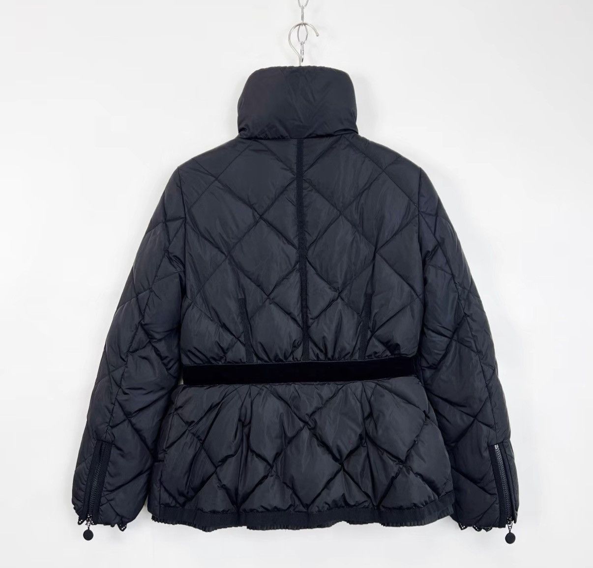 Moncler Moncler Black Lace-Trim Down Jacket with Waist Cinching K12 Size XS / US 0-2 / IT 36-38 - 2 Thumbnail