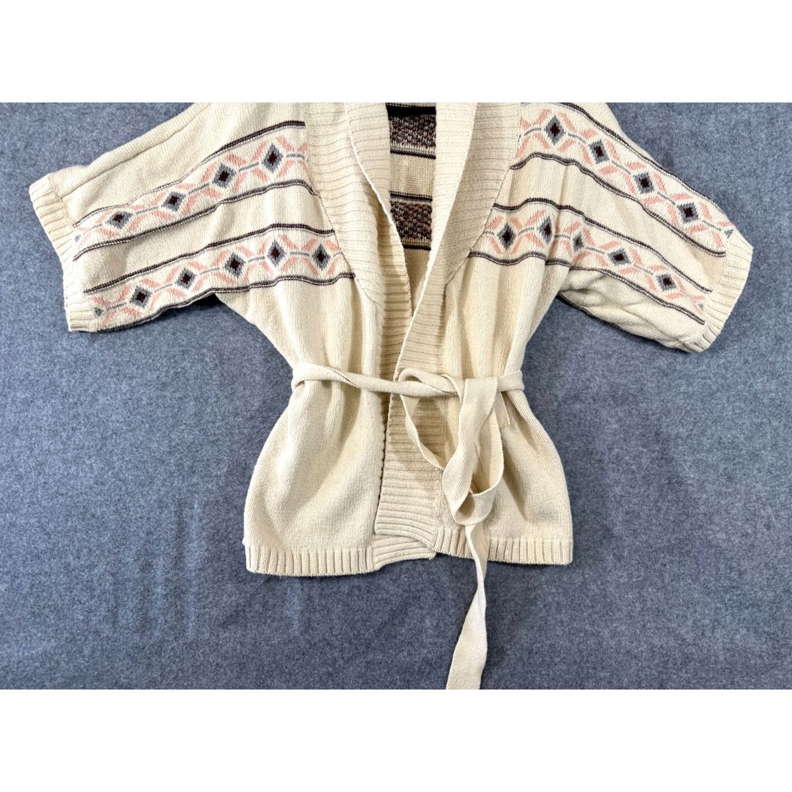Forever 21 FOREVER 21 Cardigan Sweater Womens S Ivory Aztec Open Front Belted Knit Cardigan Beltded Size S / US 4 / IT 40 - 4 Thumbnail