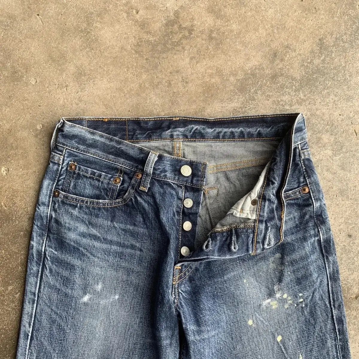 Levi's Vintage Clothing Levis 501 Blue Wash Levi’s Jeans Slim Fit Trousers Pants Size US 28 / EU 44 - 8 Thumbnail