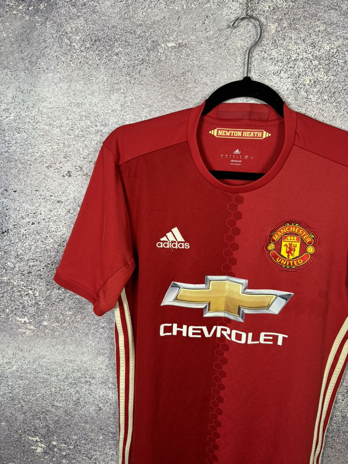 Adidas Vintage Manchester United 2016/17 Adidas Soccer Jersey Small Size US S / EU 44-46 / 1 - 3 Thumbnail