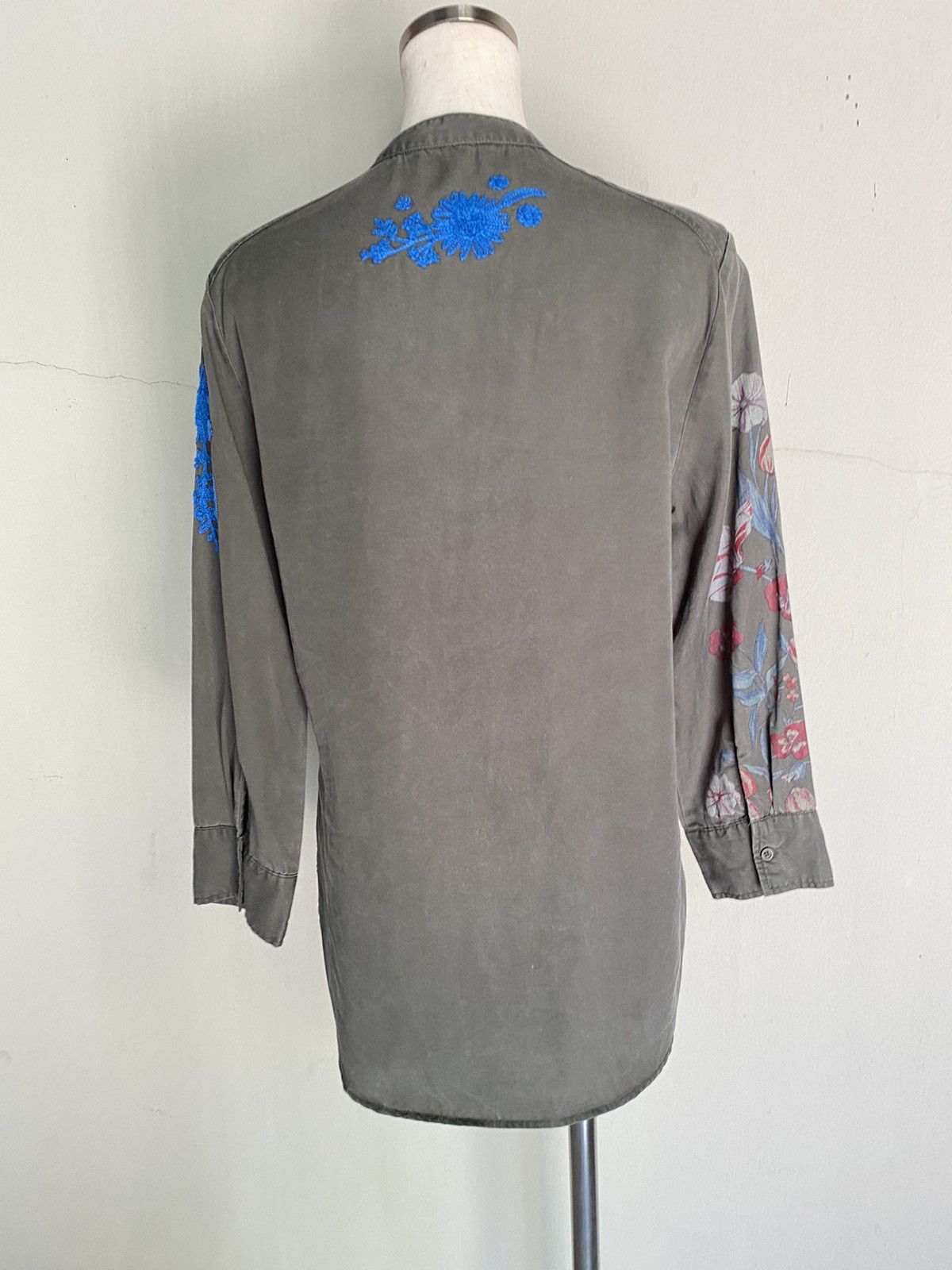 Desigual Desigual Gray Floral Embroidered shirt Size XS / US 0-2 / IT 36-38 - 20 Thumbnail