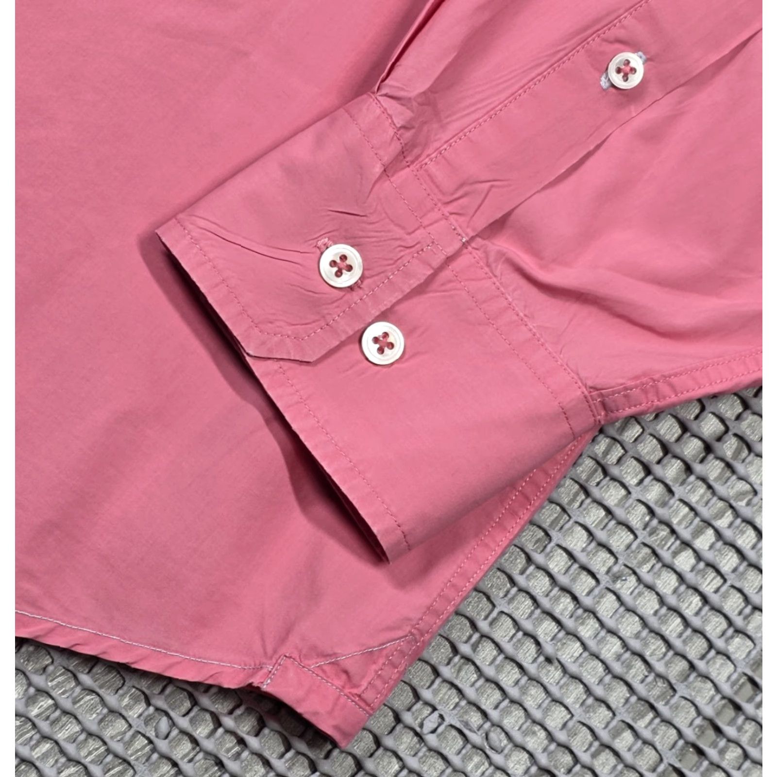 Peter Millar Peter Millar ShirtMens Long Sleeve Button-Up Pink Lightweight Cotton Regular(Size L) Button-Down Collared Size US L / EU 52-54 / 3 - 6 Thumbnail