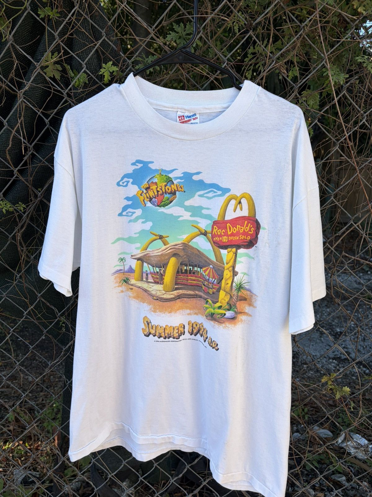 Vintage Vintage 1994 Mcdonalds x Flintstones collaboration shirt Size US XL / EU 56 / 4 - 7 Thumbnail