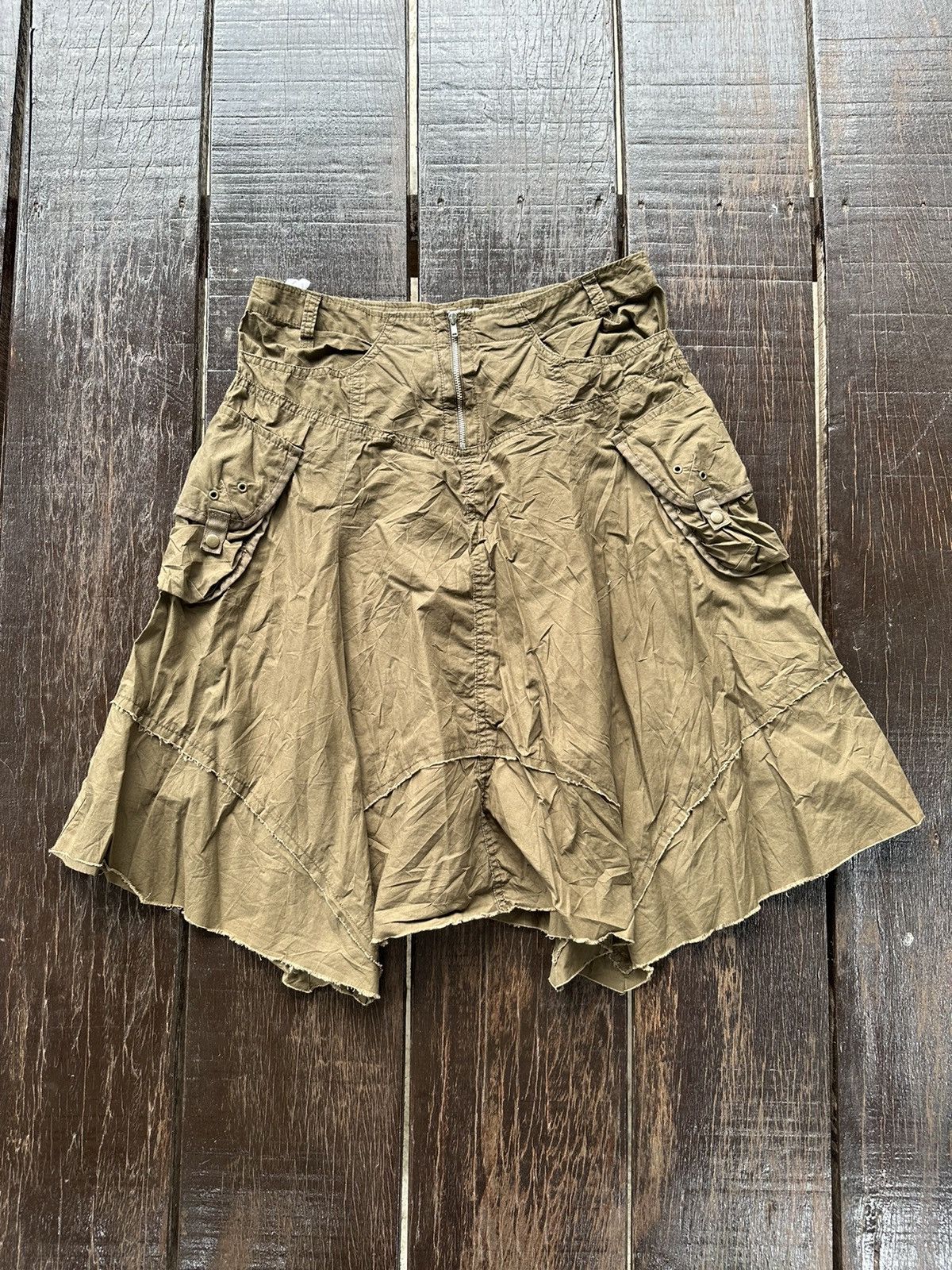 Michiko london mini skirt nice design