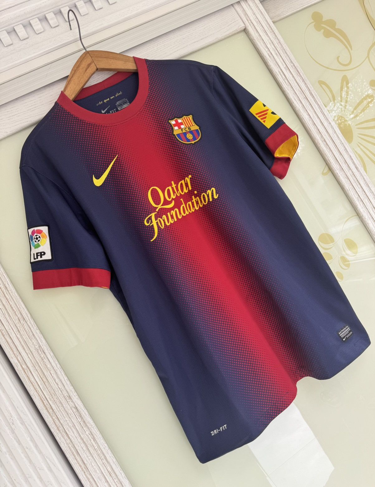 Nike Messi #10 Barcelona 2012-2013 Home Soccer Jersey Vintage Kit Size US L / EU 52-54 / 3 - 6 Thumbnail