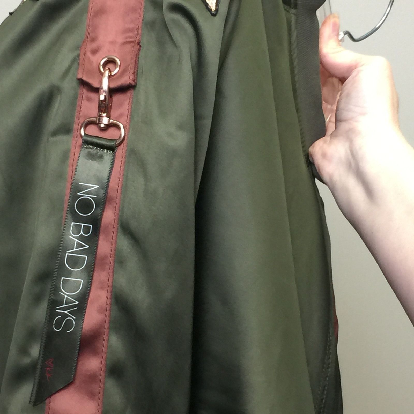 Express Express + Karlie Kloss Collab Reversible Bomber Jacket Small Size S / US 4 / IT 40 - 5 Thumbnail
