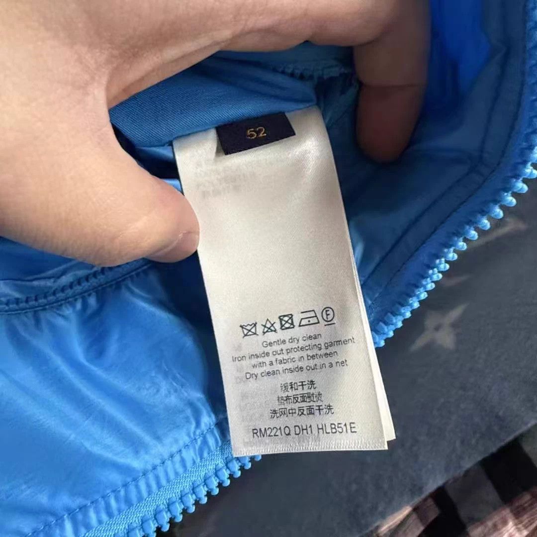 Louis Vuitton LV Blue Monogram Down Jacket 52 New With Tags Size US L / EU 52-54 / 3 - 4 Thumbnail